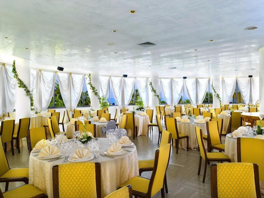 Hotel International San Benedetto del Tronto Esterno foto